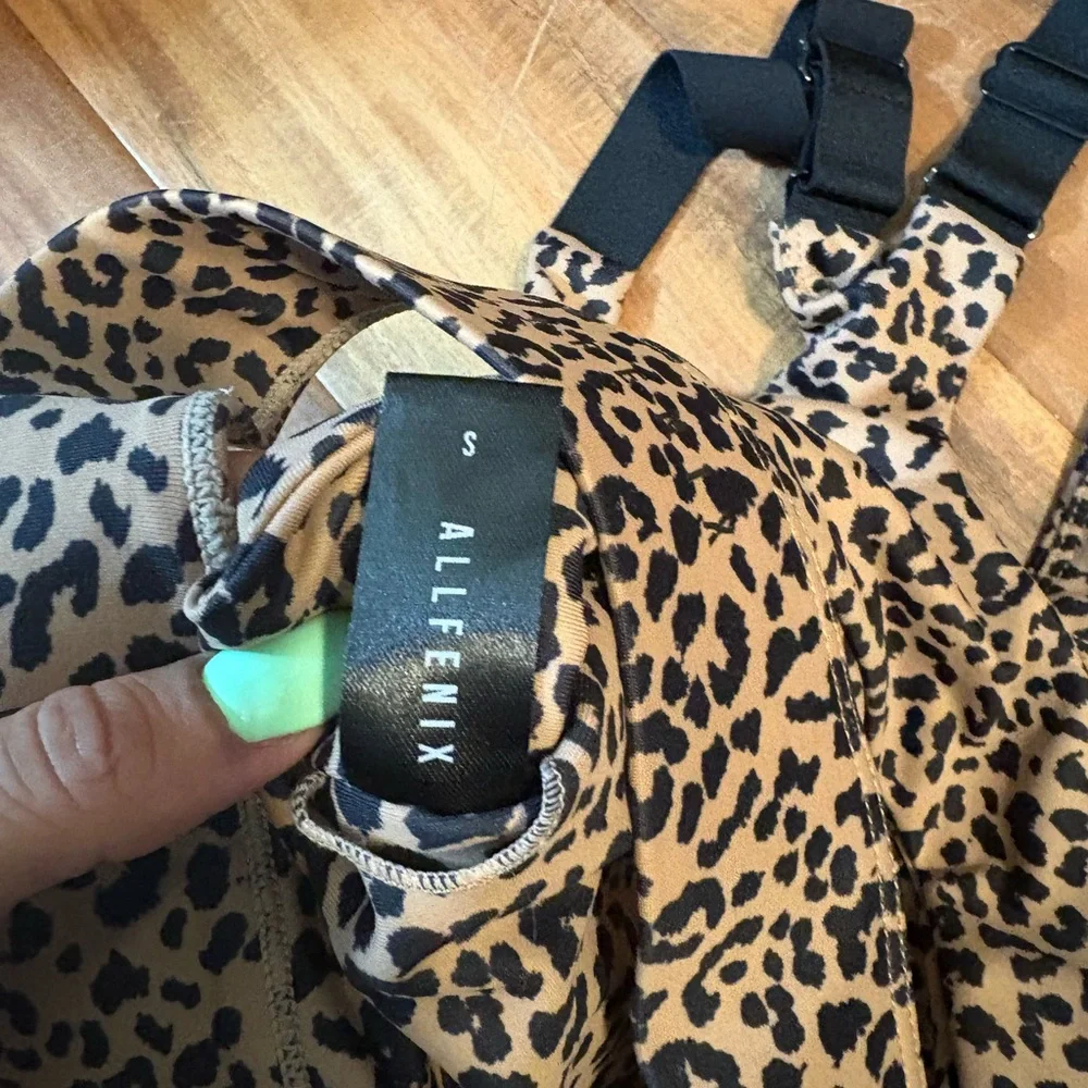 Allfenix Leopard Print Sports‎ Bra (0660)